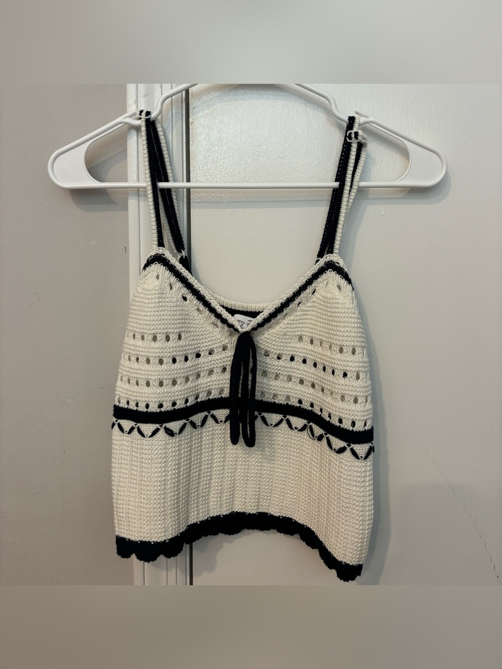 Emory Park navy blue & white crochet knit tank top